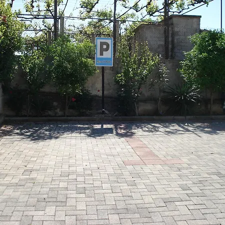 Guest house Pansion Marco Polo Petrcane