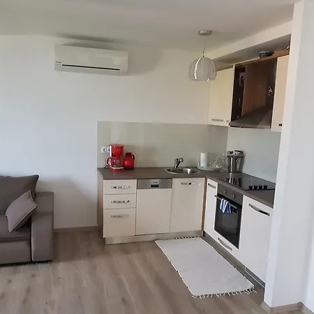 Guest house Pansion Marco Polo 3*