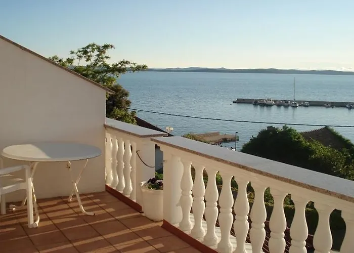 Pansion Marco Polo Petrcane