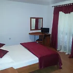 Pansion Marco Polo 3* Petrčane