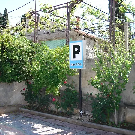 Konukevi Pansion Marco Polo 3*